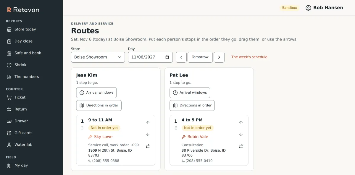 The Routes screen in Retavon: a store and day are chosen, and each crew member's stops are listed in order with arrival windows, directions, the customer, the job and the address.